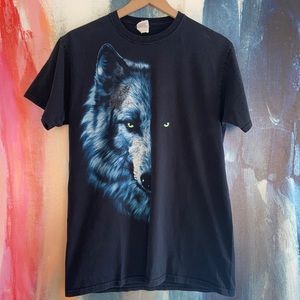 🔥GTC🔥Fruit of the Loom 100% Cotton Wolf T-shirt.